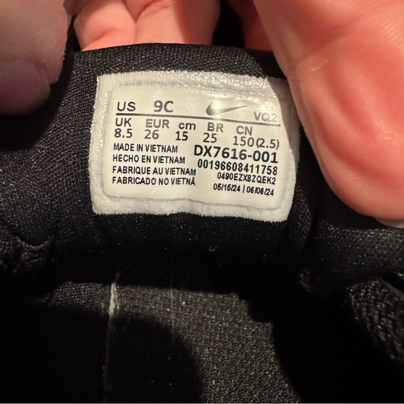 Nike Toddler Shoes - Picture 6 of 10